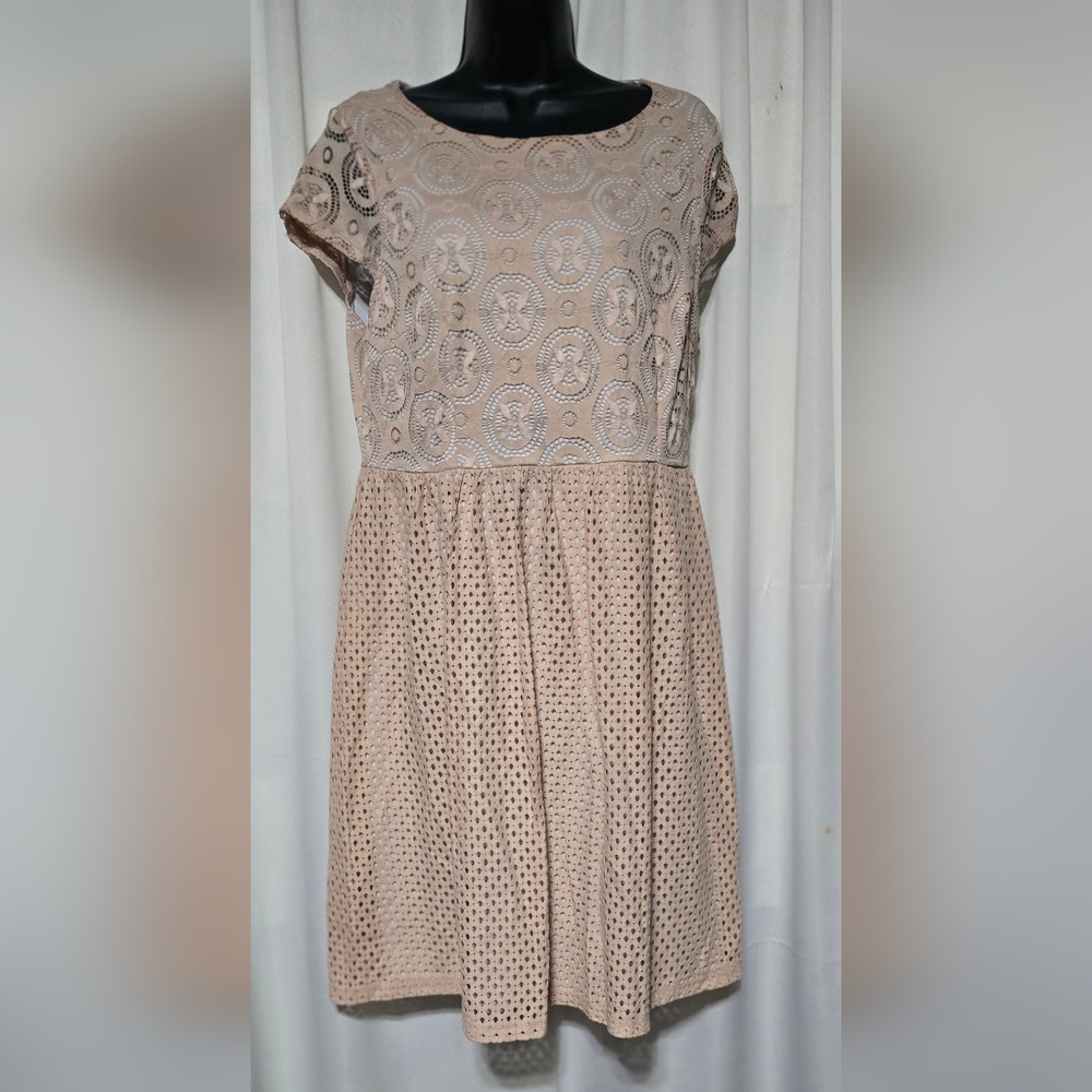 Candalite Women Eyelet Flare Dress Lined Zip D50085-M Cap Sleeve Lt. Peach  SZ L